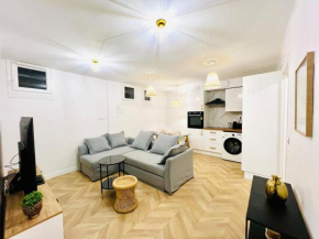 8 min from Paris, l'Entre-Vert, park side